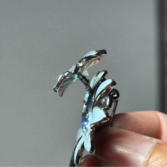 Blue Enamel Floral Silver Tone Brooch with Rhinestone 1375 R - Picture 6 of 7